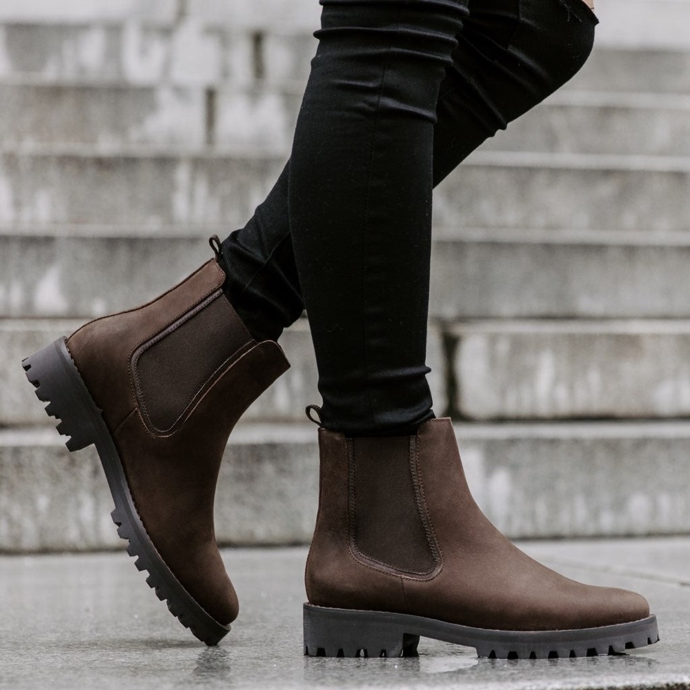 Thursday Boot Company Women's Brown Chelsea Lug Ankle Boots